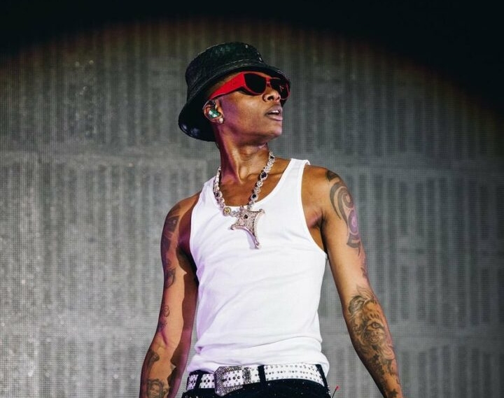 Wizkid thrills fans with captivating performance in Afronation Miami