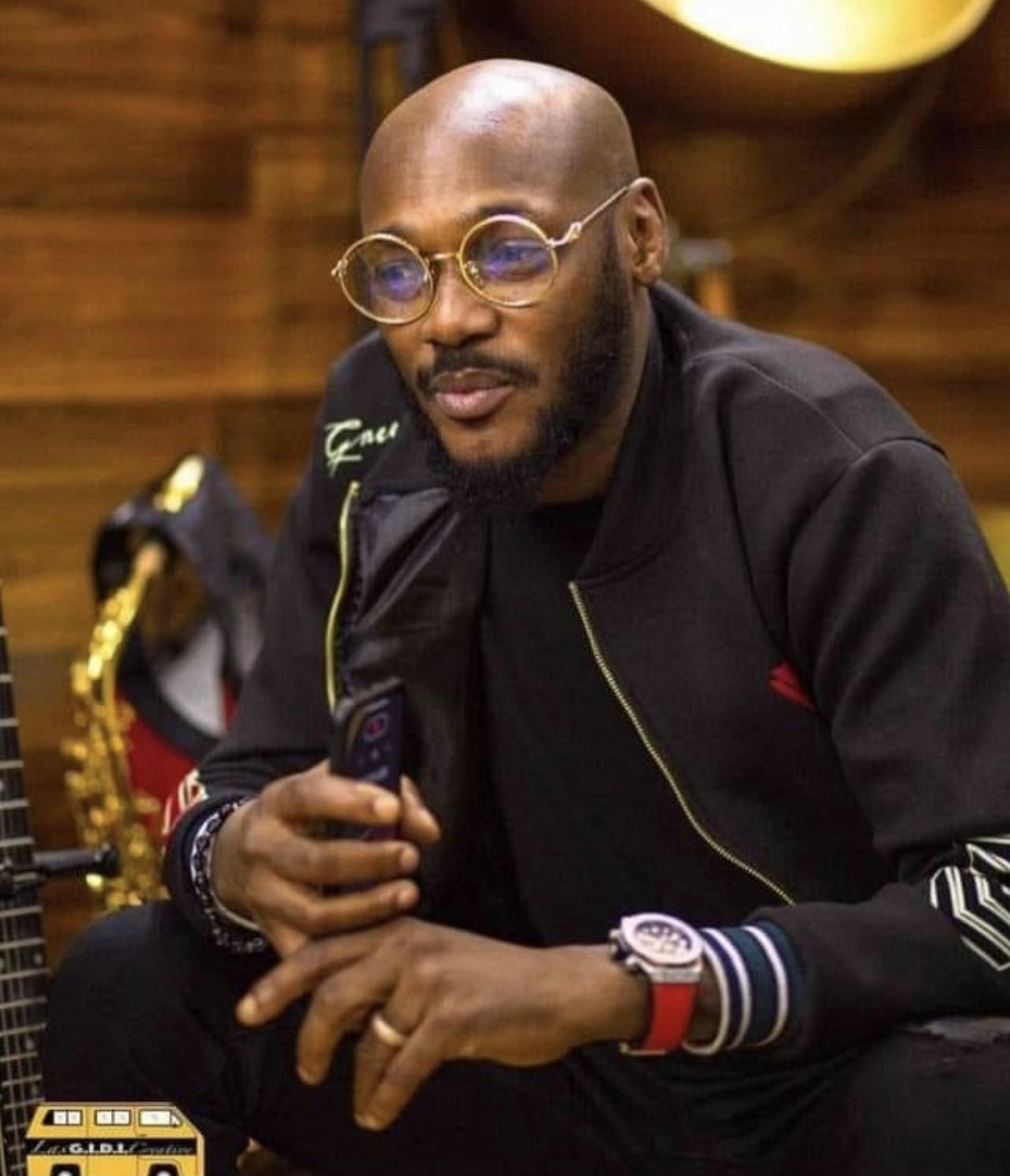 'Nothing is too small to give' 2baba wants more love for IDPs in Nigeria