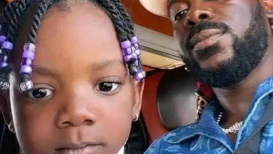 adekunle gold london show