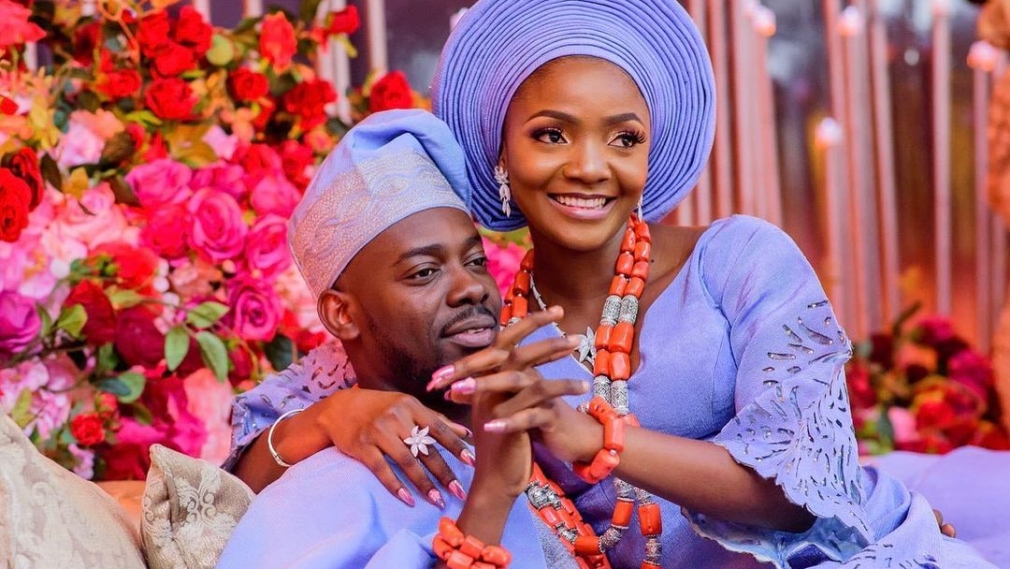 Adekunle Gold and Simi twins