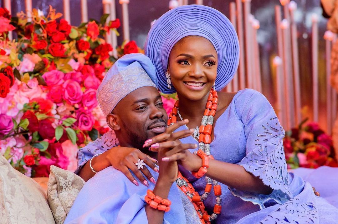 Adekunle Gold and Simi twins